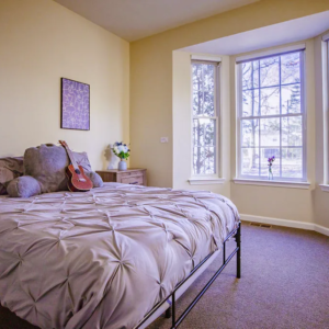 milestone-warren-bedroom-1